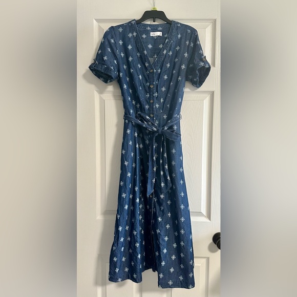 Croft & Barrow Blue Button Down Dress With Tie - Picture 1 of 8